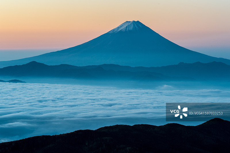 富士山，早上好图片素材