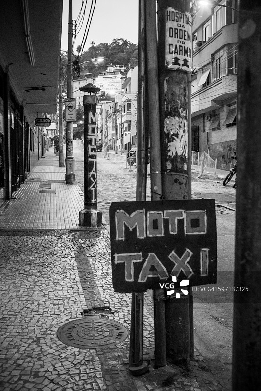 里约热内卢的摩托出租车站图片素材