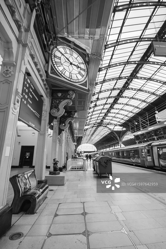 巨型时钟图片素材