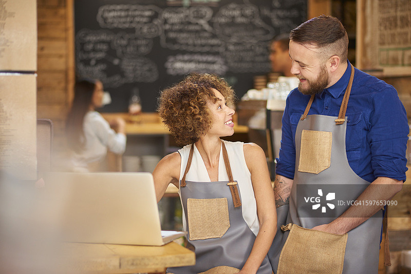 小型家族企业主图片素材