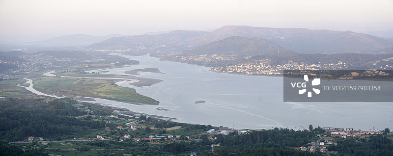 米尼奥河河口全景图片素材