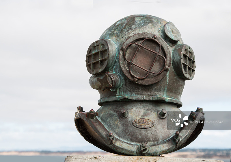 复古潜水头盔图片素材