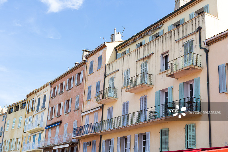 法国圣特罗佩的传统建筑图片素材
