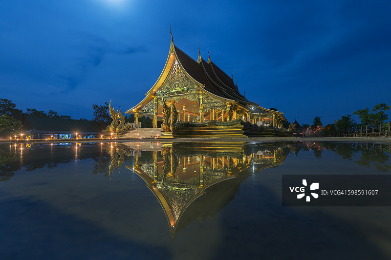泰国的西林通瓦拉蓝菩袍寺图片素材