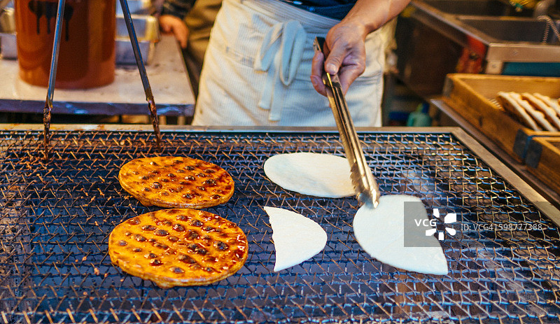 日本飞驒高山烤年糕片图片素材