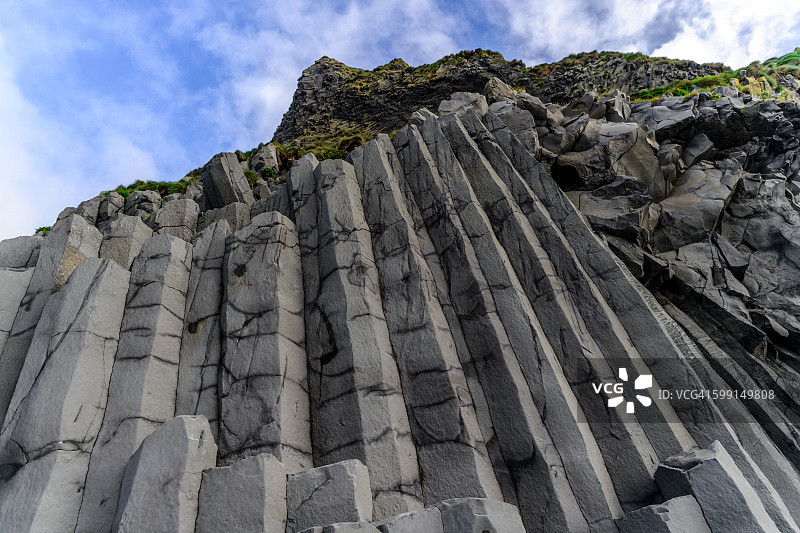 雷尼斯法加拉岩石图片素材