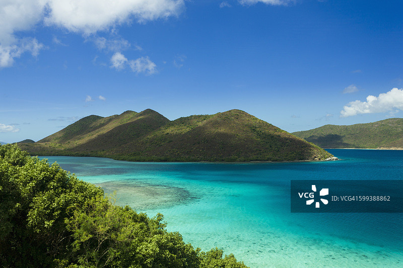 美国维尔京群岛圣约翰岛的伦斯特海湾图片素材