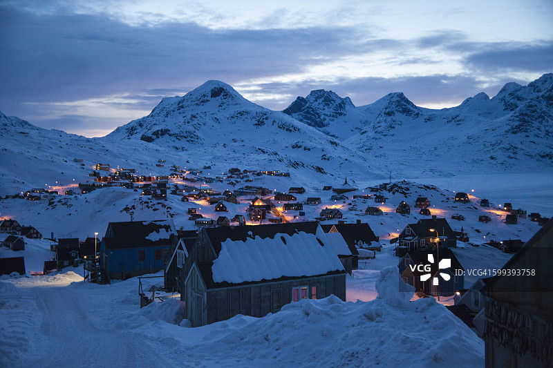 格陵兰岛塔西拉克的夜景图片素材