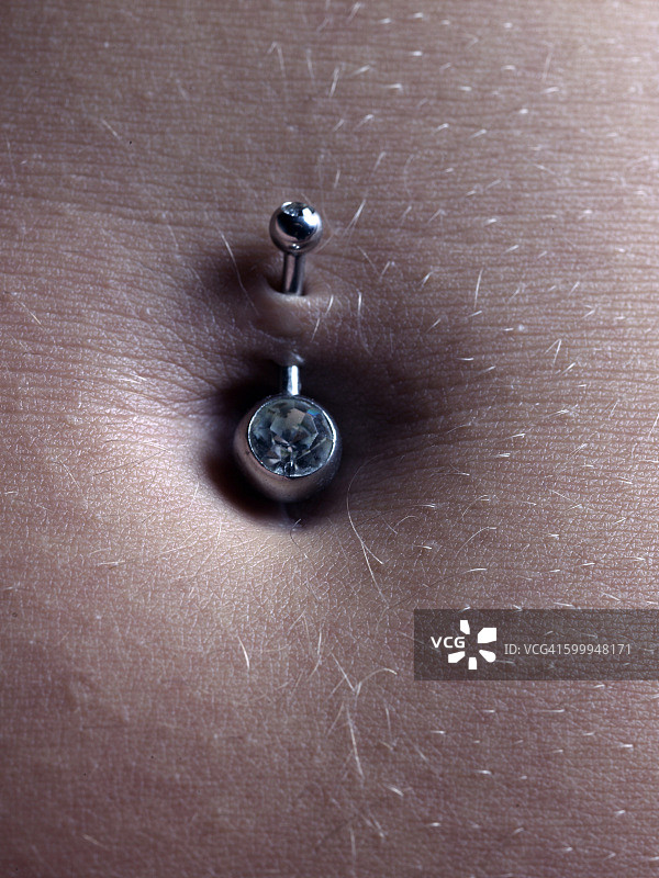 肚脐环特写图片素材