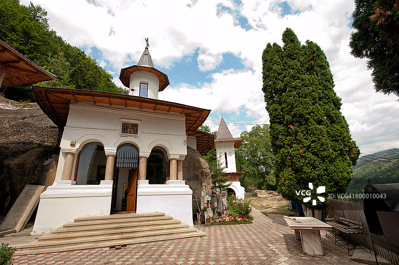 纳迈耶什蒂岩石修道院图片素材