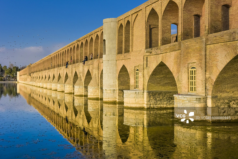 三十三孔桥，伊朗伊斯法罕图片素材