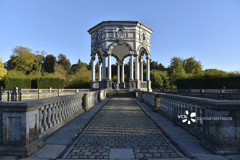 通往七星亭的铺砌道路图片素材