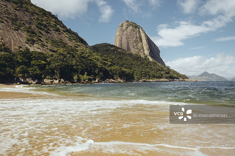 红色海滩和面包山之沙图片素材