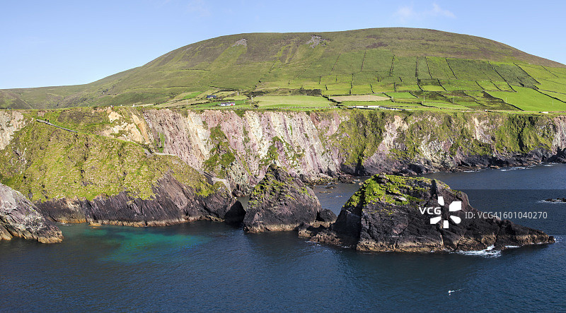 爱尔兰凯里郡丁格尔半岛邓金码头HQ全景图图片素材