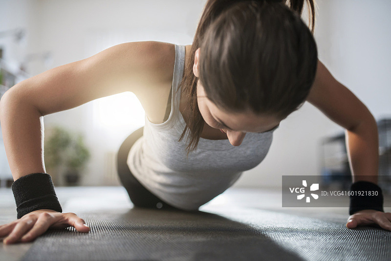 决心与钢铁意志图片素材