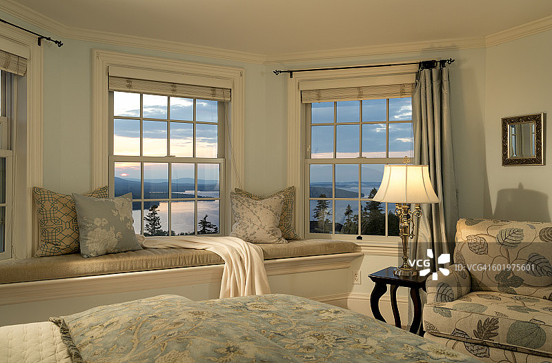 日落窗边座位图片素材