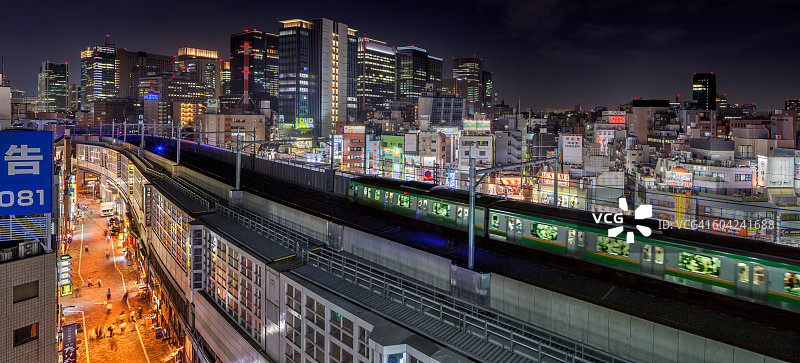东京神田的列车图片素材