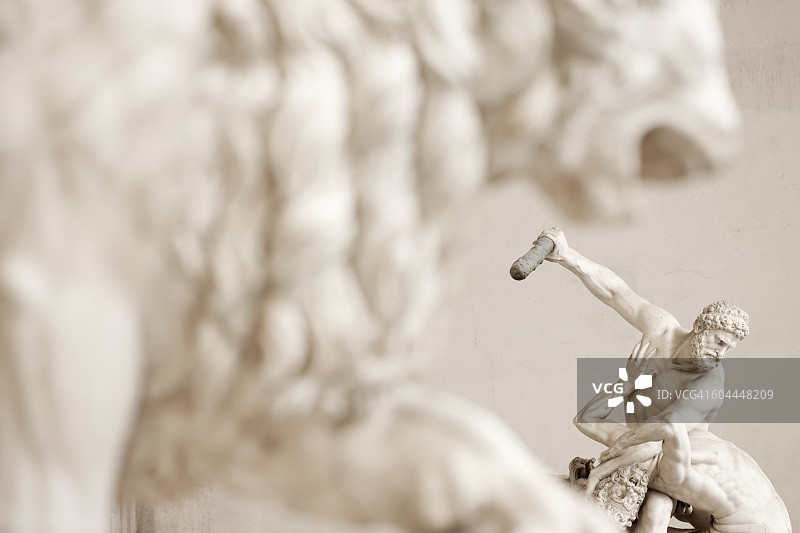 意大利佛罗伦萨的赫拉克勒斯与半人马雕像图片素材