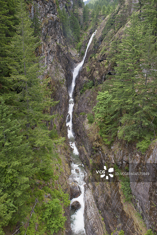 美国华盛顿北瀑布国家公园峡谷溪流图片素材