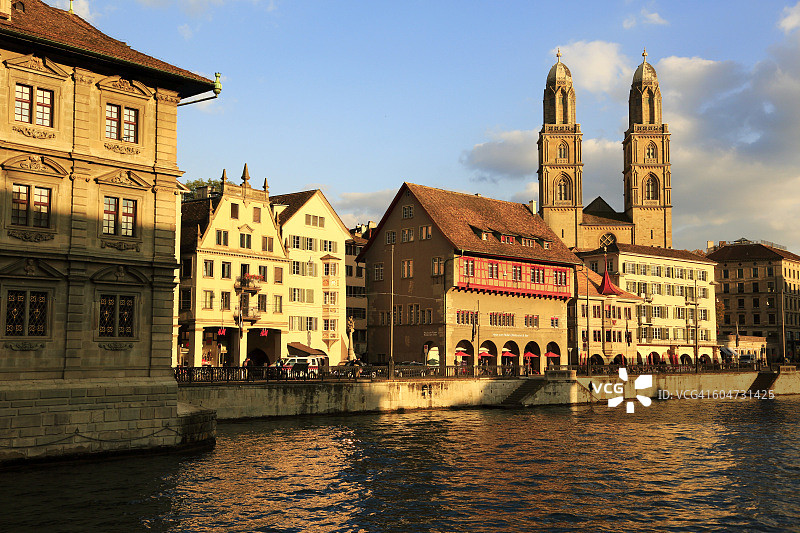 行会房屋和格罗斯大教堂的景色图片素材