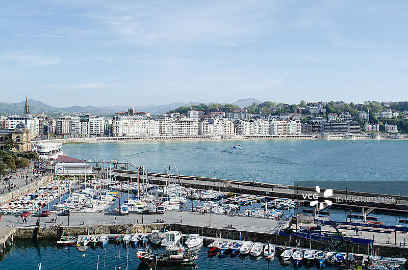 大海与城市图片素材