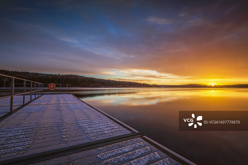码头黎明图片素材