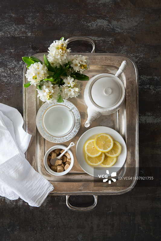 客房服务：柠檬茶盘图片素材