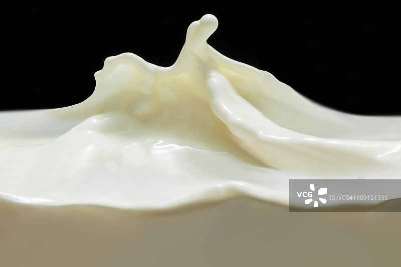 牛奶波浪侧视图图片素材