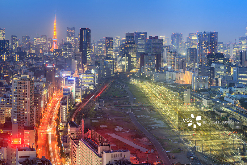 东京天际线黄昏景色图片素材