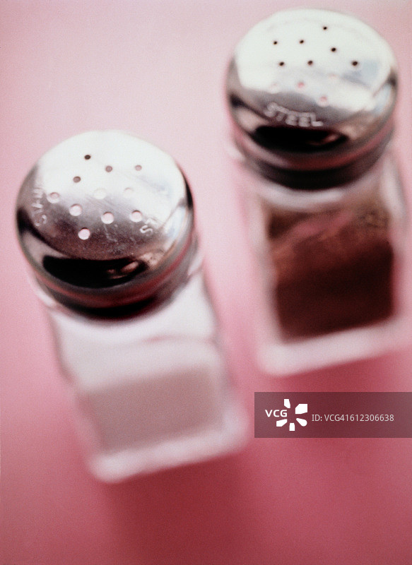 盐瓶和胡椒瓶图片素材