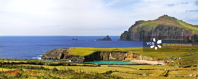 克洛赫海滩，位于爱尔兰凯里郡丁格尔半岛的希比尔角图片素材