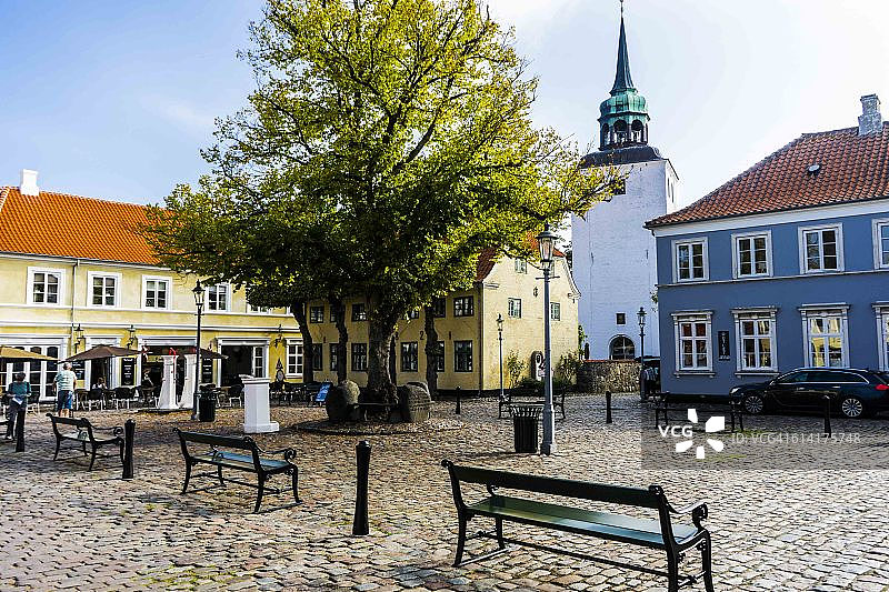 阿罗斯科宾镇的广场图片素材