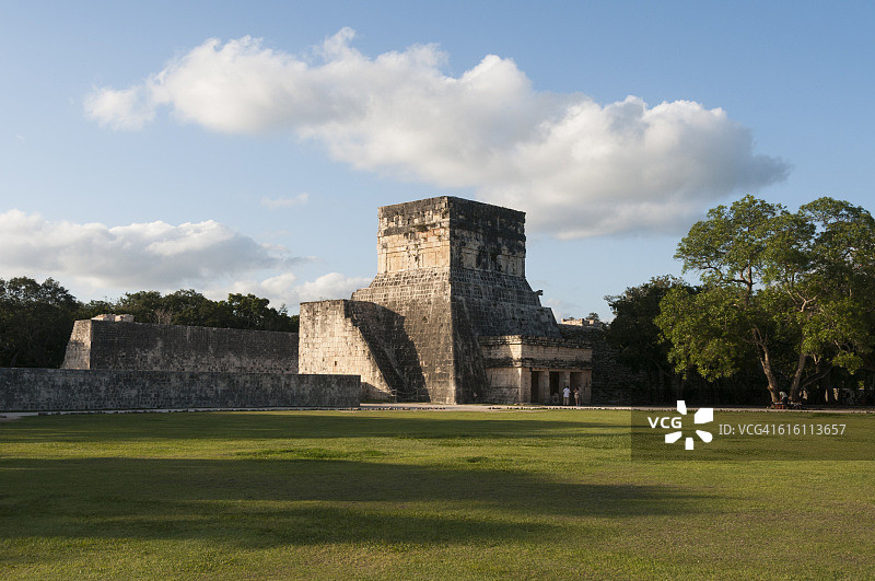 奇琴伊察的玛雅人球场图片素材
