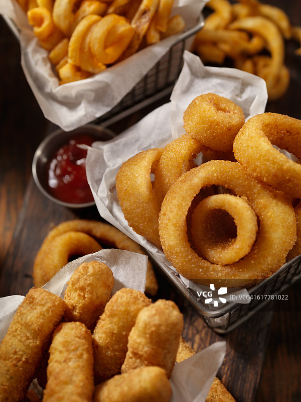 篮装小吃拼盘图片素材