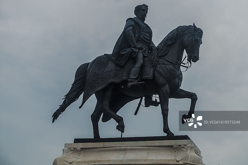 布达佩斯马术雕像图片素材