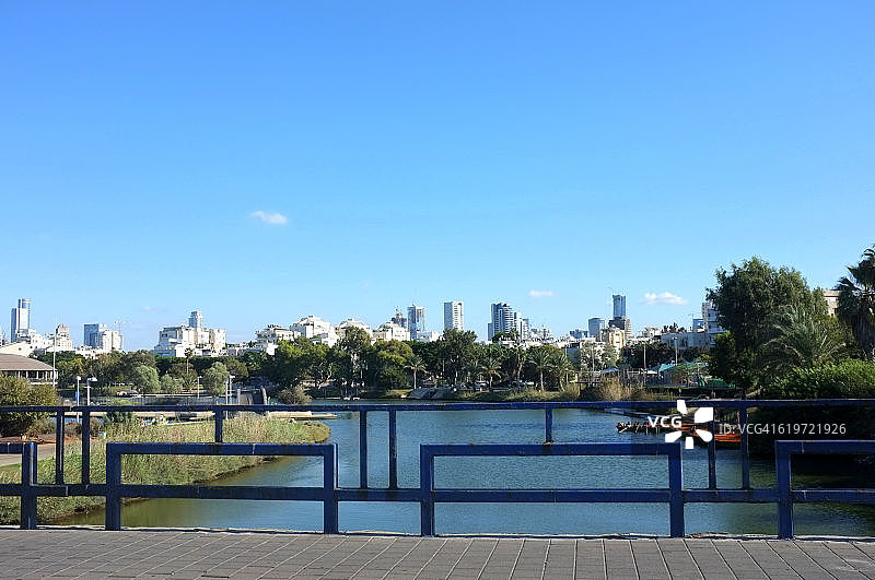 特拉维夫亚孔河入海口图片素材