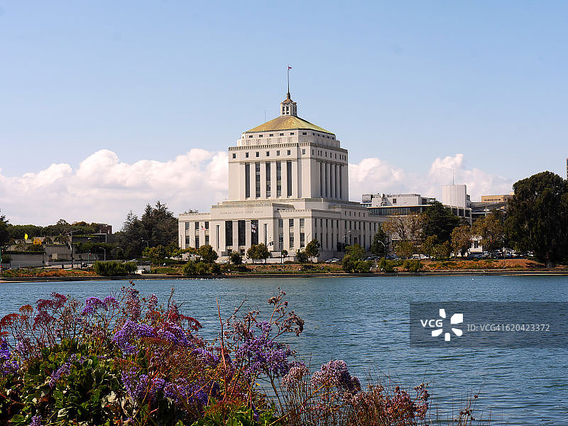 阿拉米达县法院和梅里特湖-奥克兰图片素材