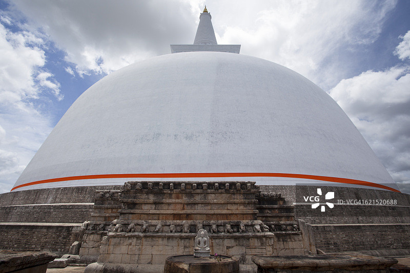鲁万韦利萨亚佛塔图片素材