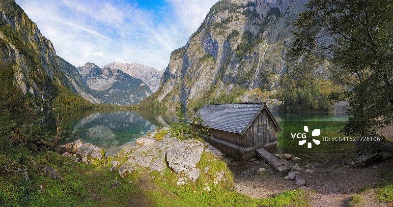 贝希特斯加登国家公园国王湖附近上湖船屋图片素材