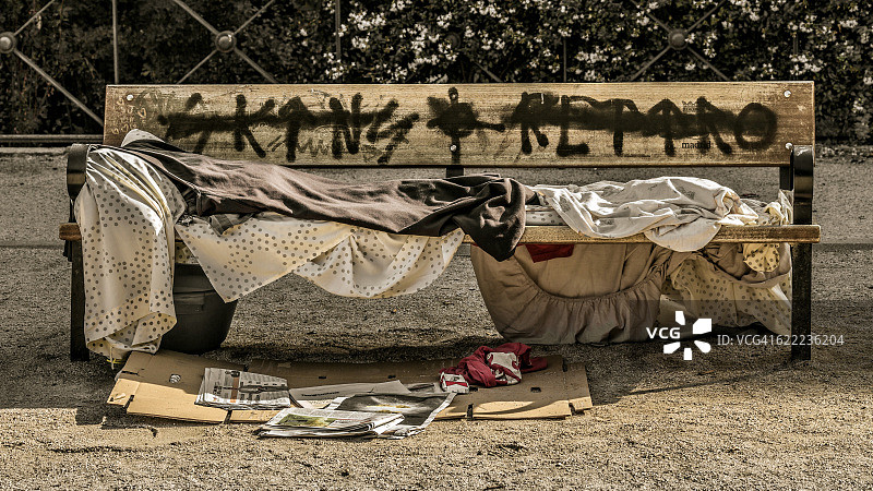 公园里的床图片素材