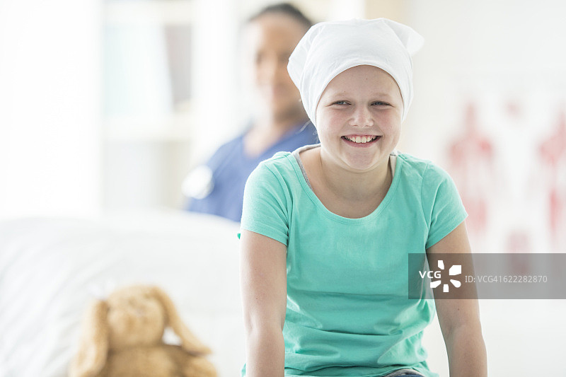 患有白血病的年轻女孩图片素材