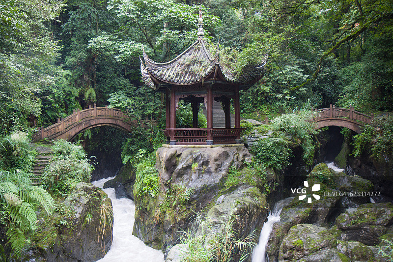 中国四川峨眉山清音阁图片素材