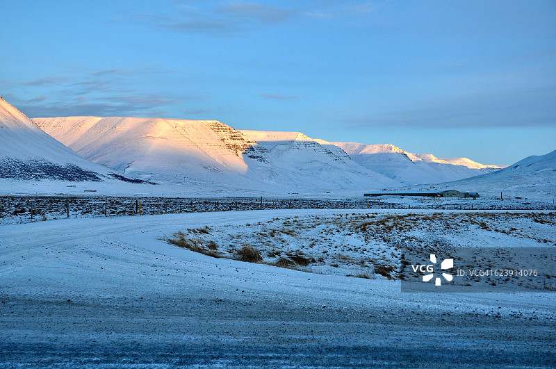 冰岛霍夫索斯冬季景观图片素材