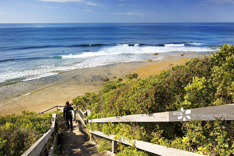 澳大利亚维多利亚州托基附近贝尔斯海滩冲浪图片素材