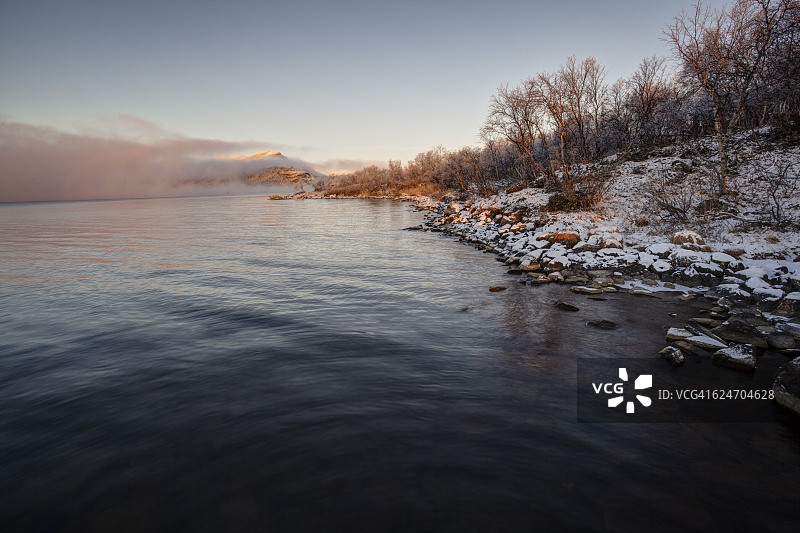 基尔皮斯湖的日出图片素材