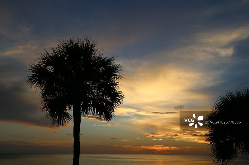 热带岛屿上的天堂图片素材