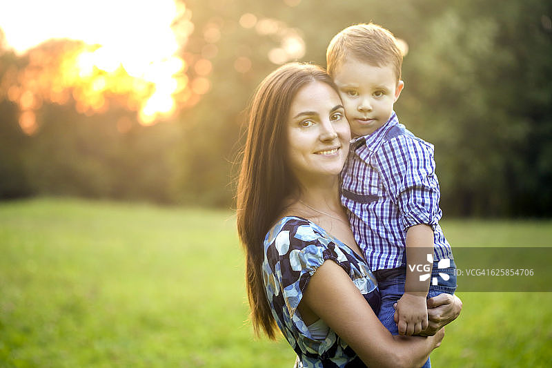 母亲的爱图片素材