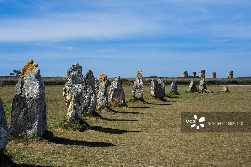 站立的石头图片素材