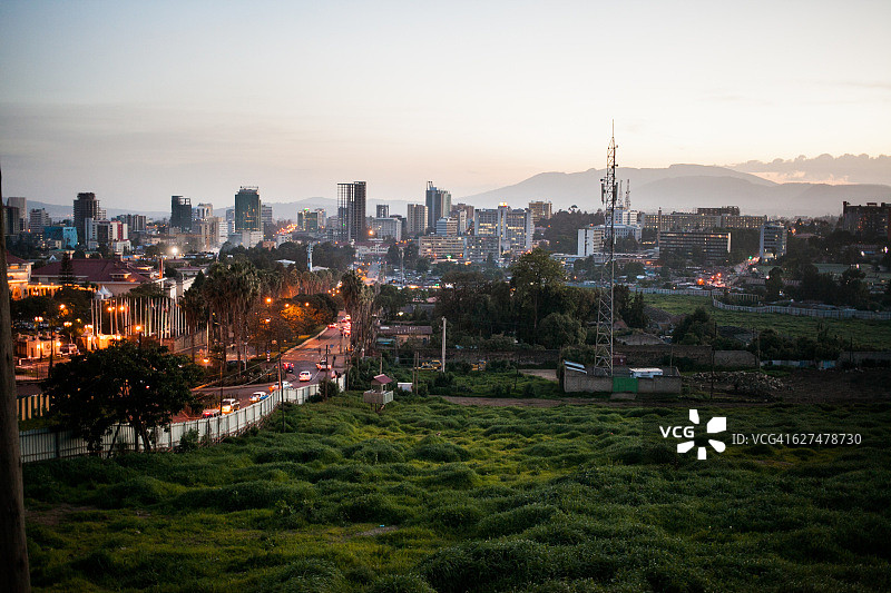 夜幕下的亚的斯亚贝巴图片素材