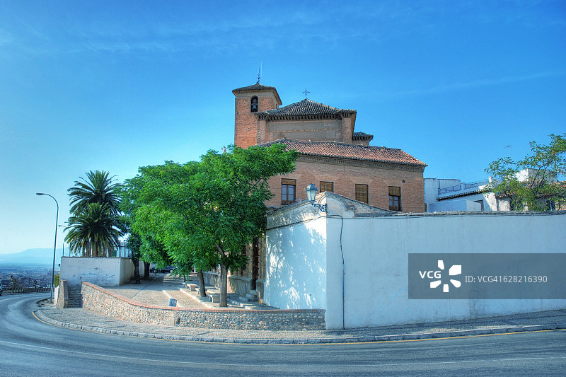 西班牙格拉纳达的圣克里斯托瓦尔教堂图片素材